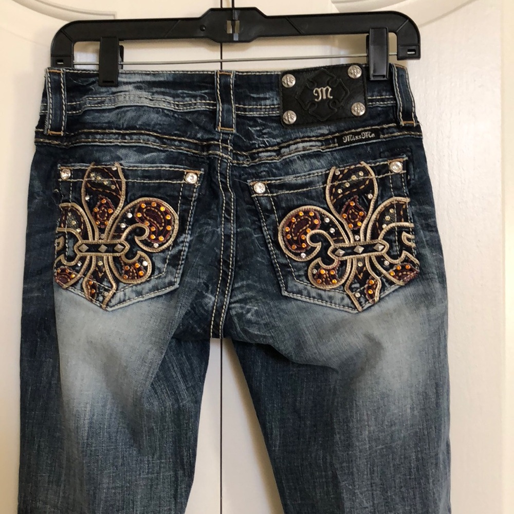 Miss Me jeans size 27!